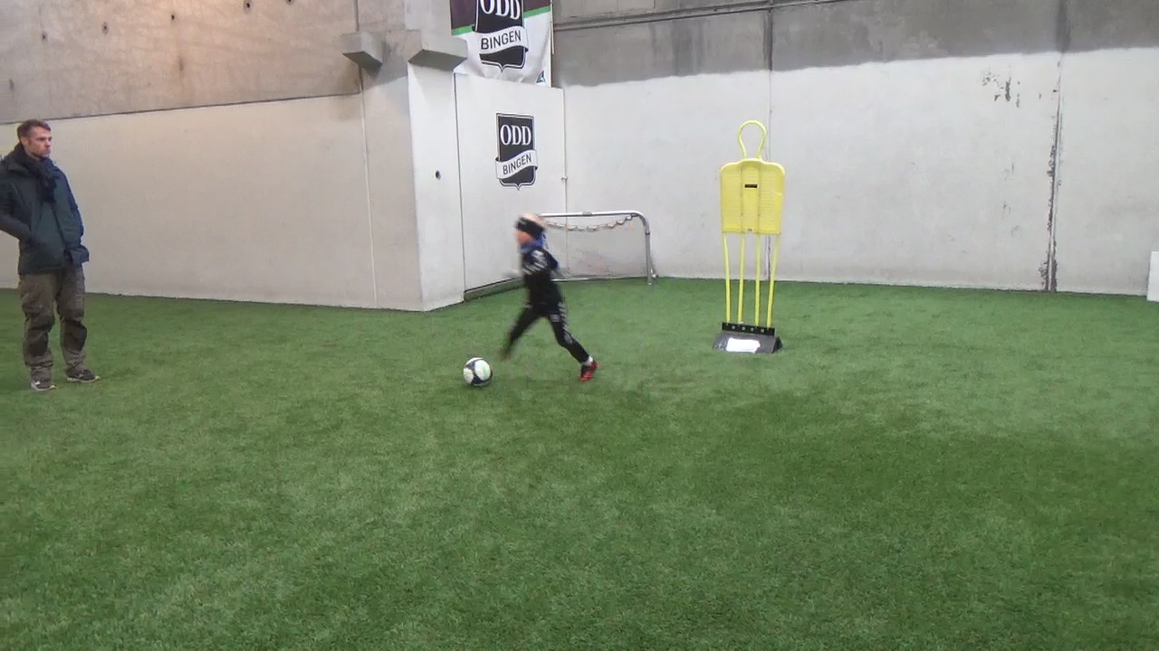2 Cruyff-vending.MP4
